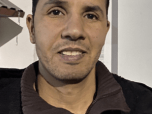 EpG_BEEWEAAplp8.jpg_large