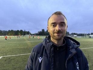 EpG_BEEWEAAplp8.jpg_large