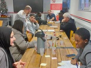 EpG_BEEWEAAplp8.jpg_large