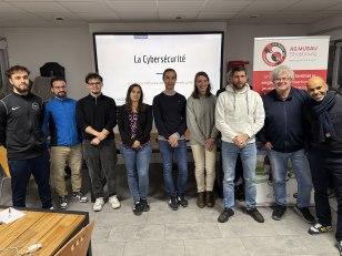 EpG_BEEWEAAplp8.jpg_large